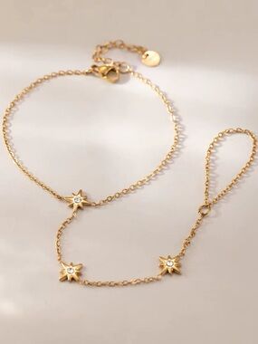 18K Gold Plated Star Hand Chain Bracelet